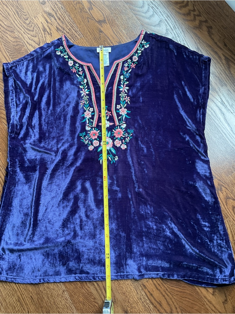 Sundance Purple Velvet Embroidered V-Neck Top - Picture 4 of 11